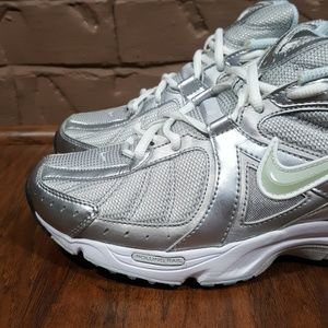 nike air vitality walk